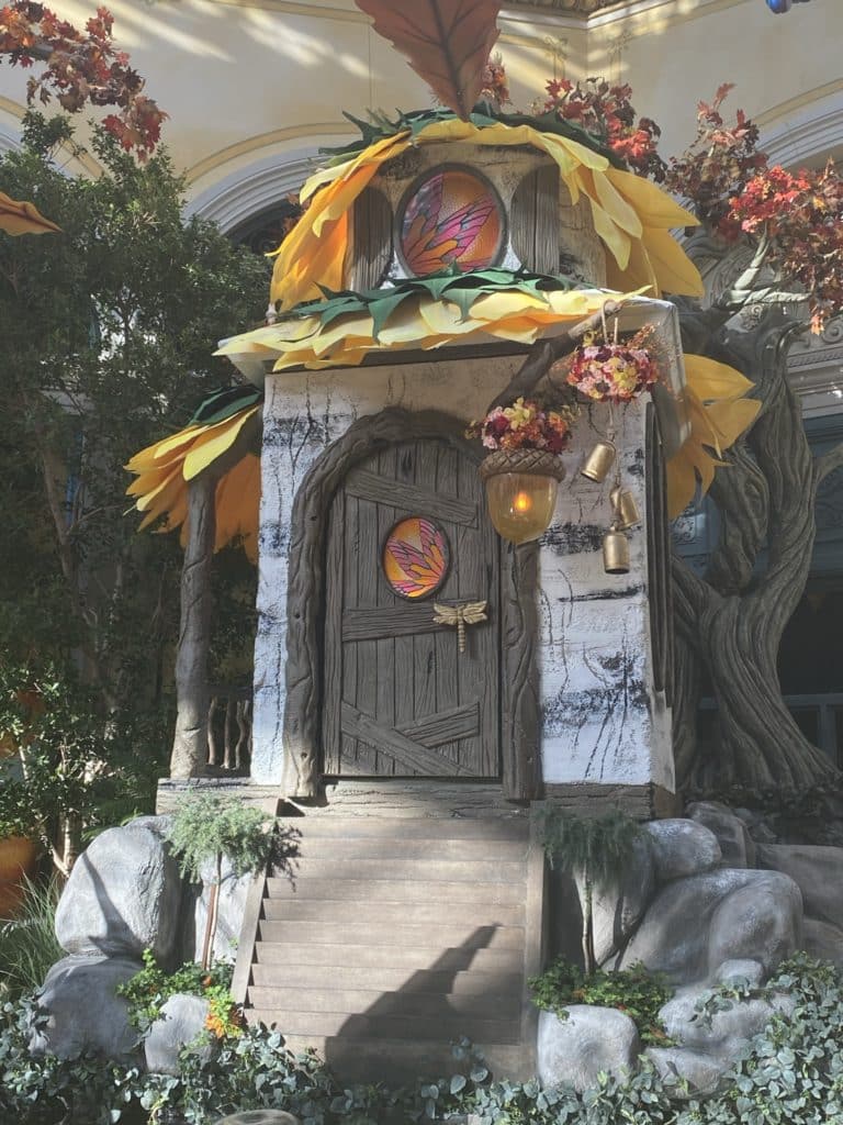 Bellagio Conservatory October 2020 Display - Fall Theme - Tree house with sunflowers