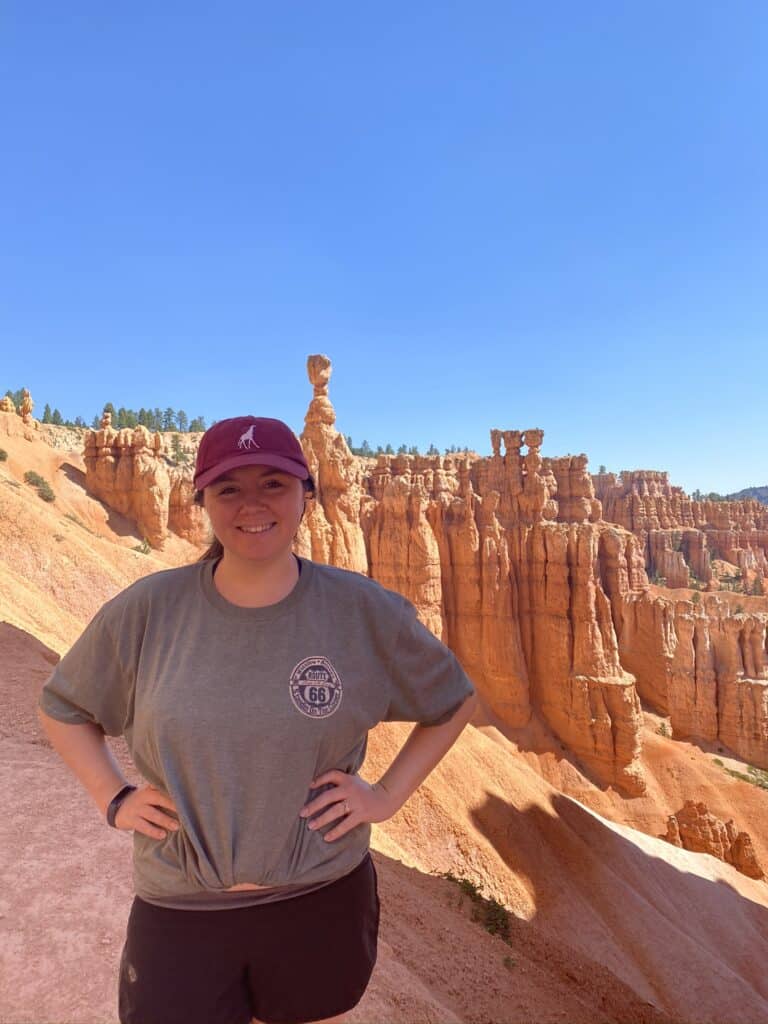 photo of me at the trail entrance in Bryce Canyon National Park