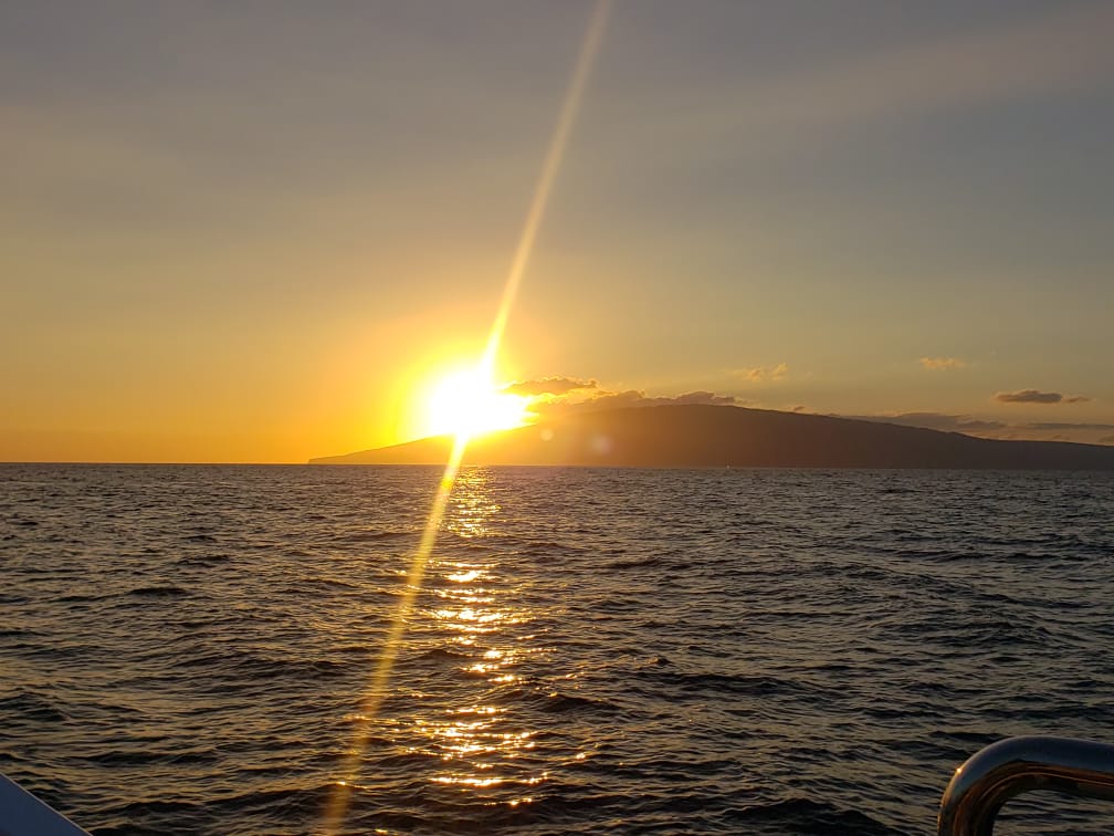sunset dinner cruise on Maui