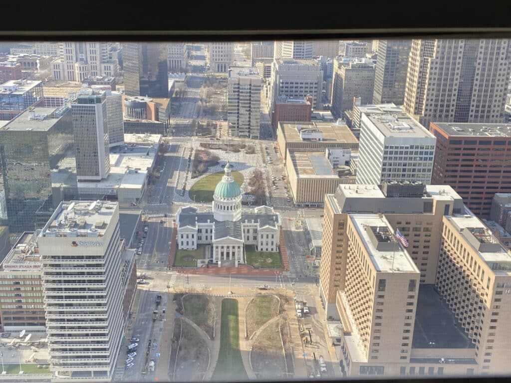 city view on the top of Gateway Arch