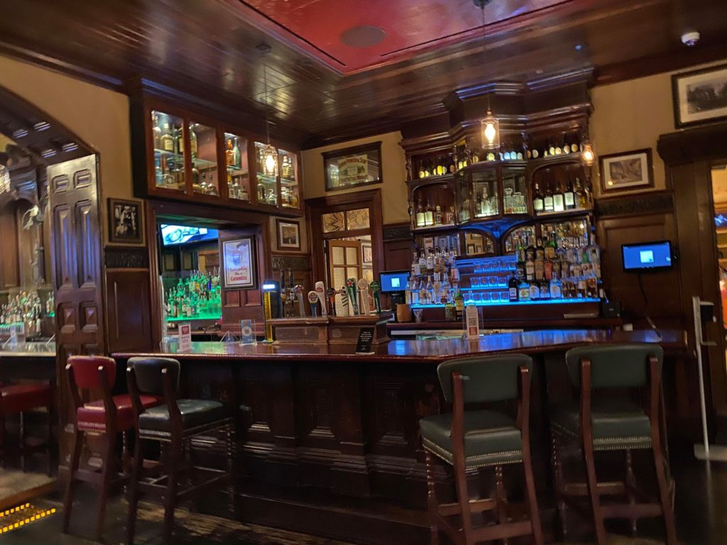 Ri Ra Irish Pub 