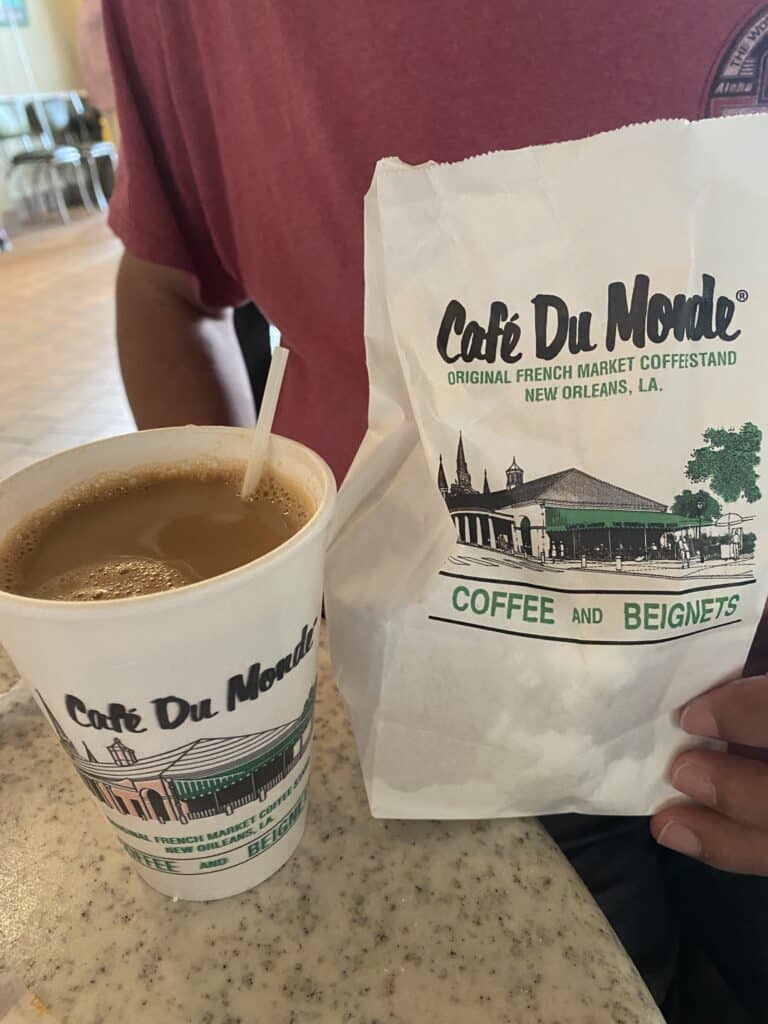 Cafe du Monde in New Orleans - cafe au lait