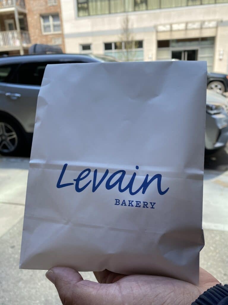 Levain Bakery - Upper East Side - 