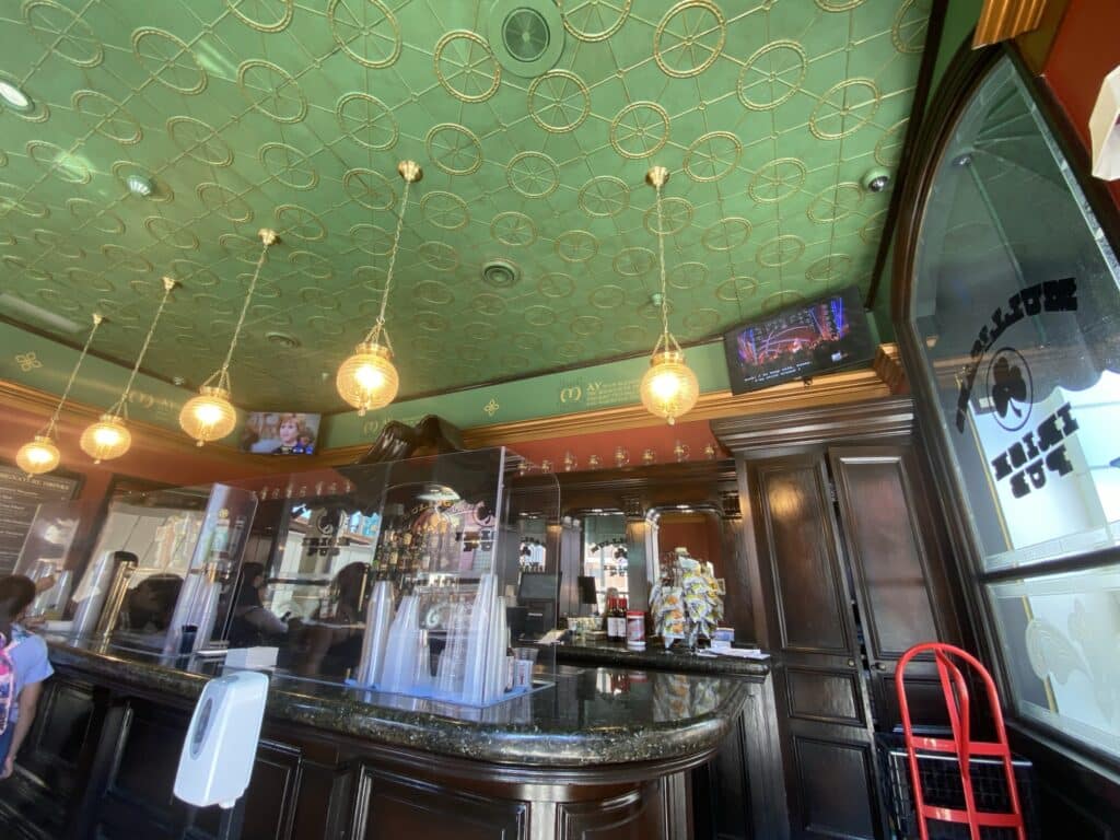 Universal Studios Hollywood - Mulligan's Pub