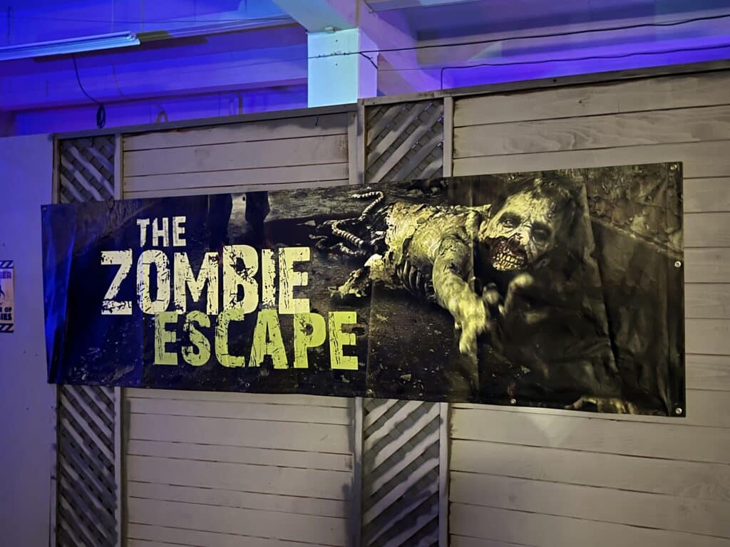 The Zombie Escape haunted maze at Fearplex Presents LIGHTS OUT 
