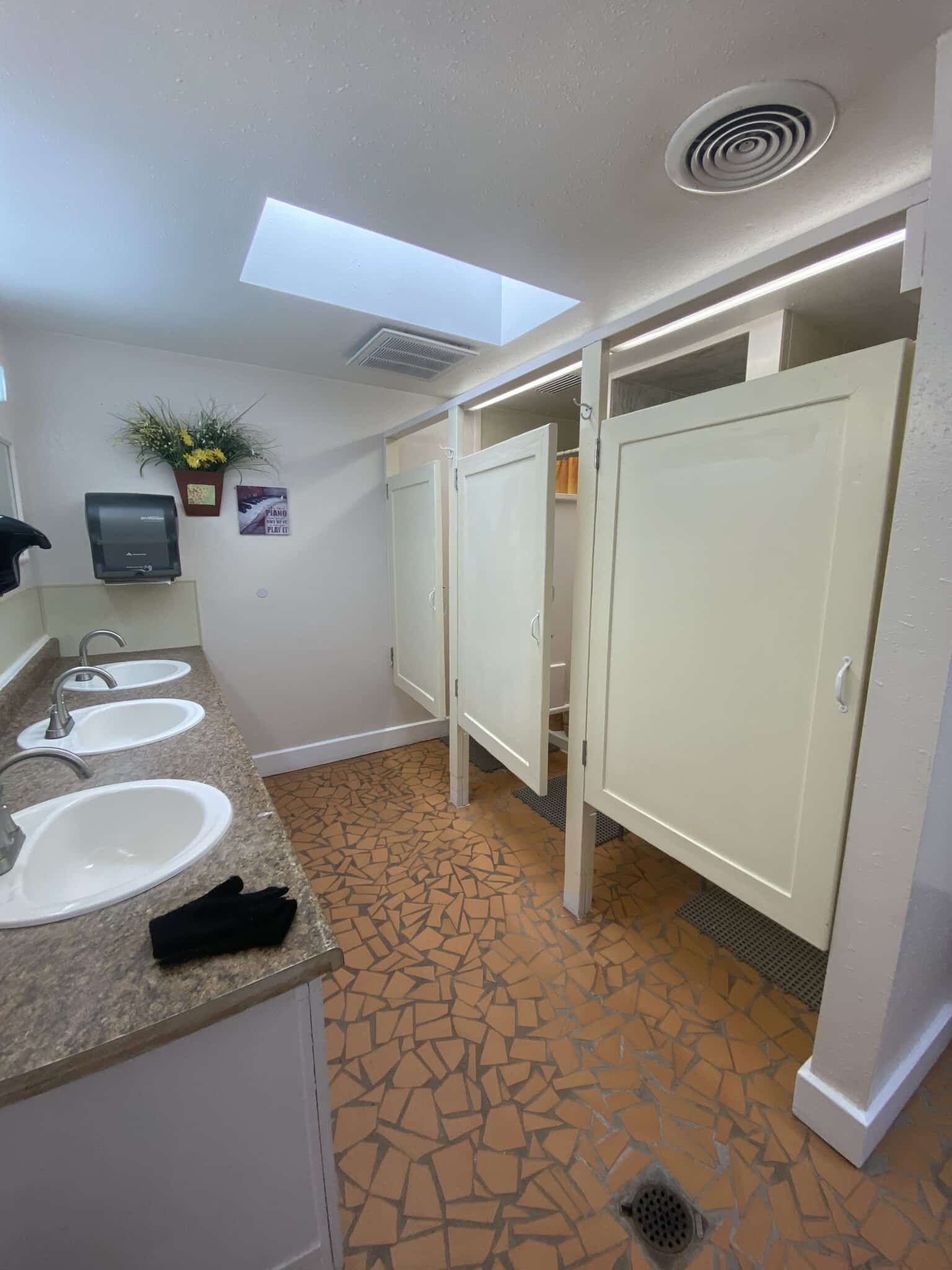 shower stalls