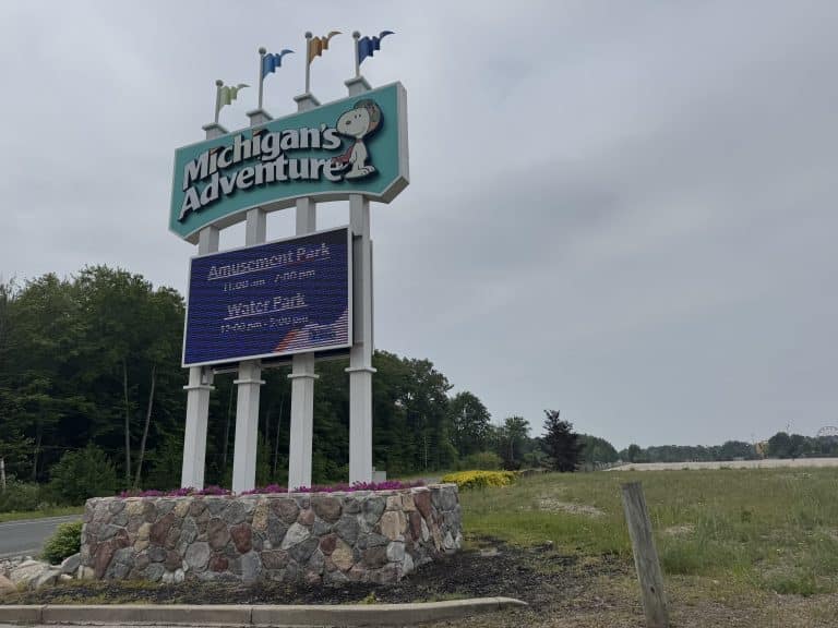 entrance sign to Michigan's Adventure amusement park