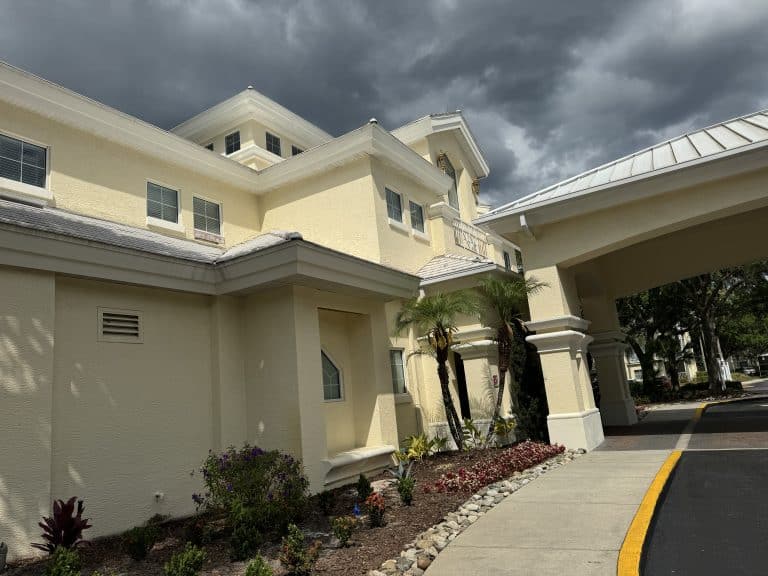 main check in building at Cypress Pointe Orlando